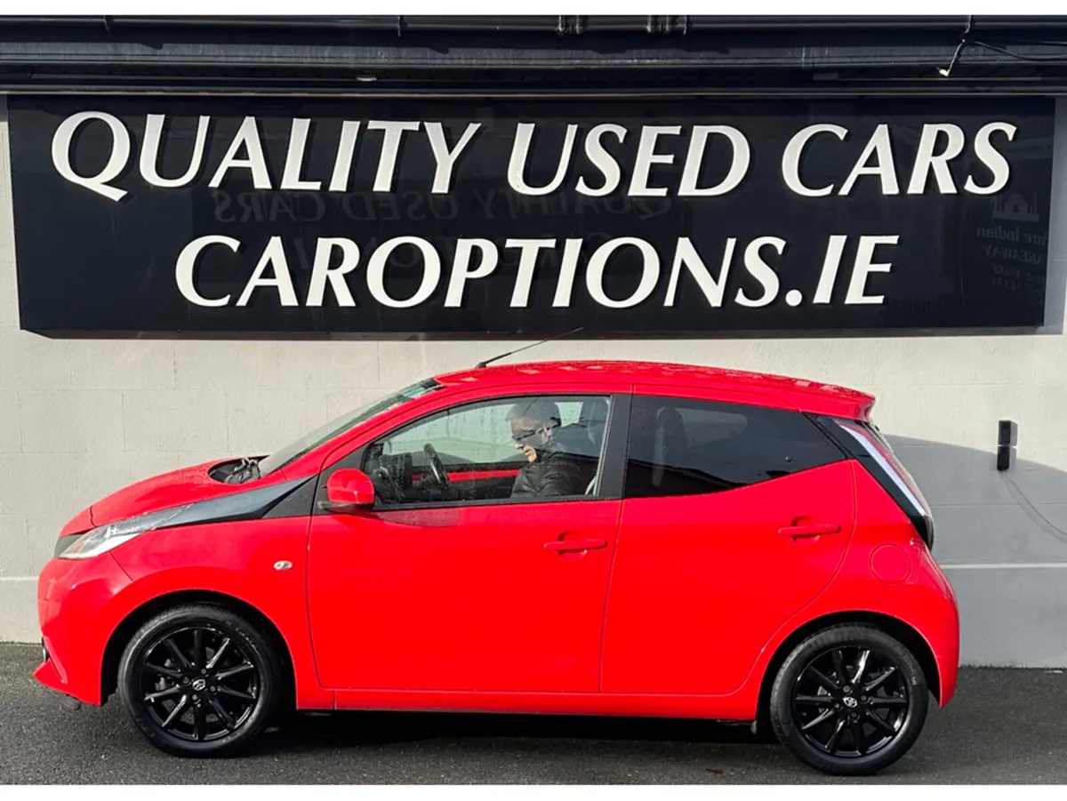 Toyota Aygo X-STYLE VVT-I CVT X-SHIFT//1 YEAR ROAD - Image 2