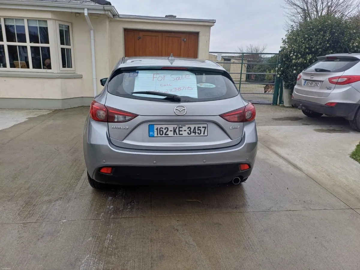 Mazda 3 2016 - Image 2