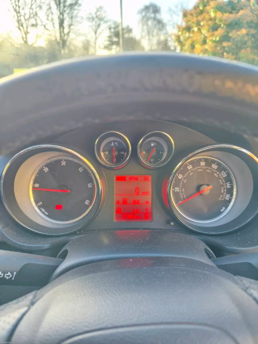 Vauxhall insignia - Image 3