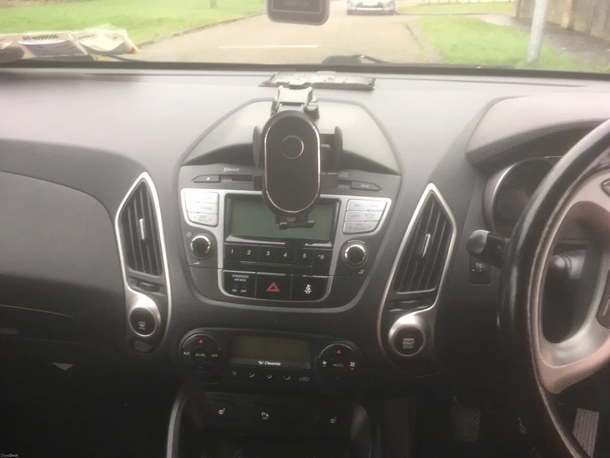 Hyundai ix35 2013 - Image 2