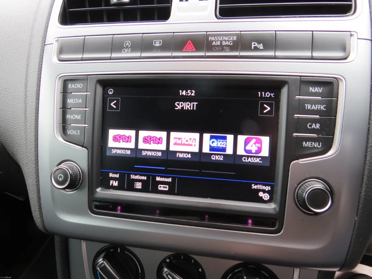 Volkswagen Polo 2017 1LT PETROL ALL STAR MODEL - Image 2