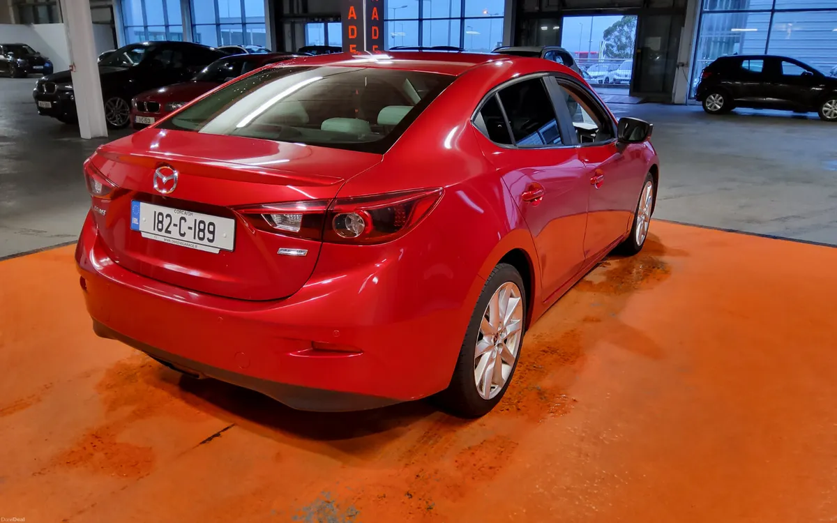 Mazda Mazda3 2018 - Image 4