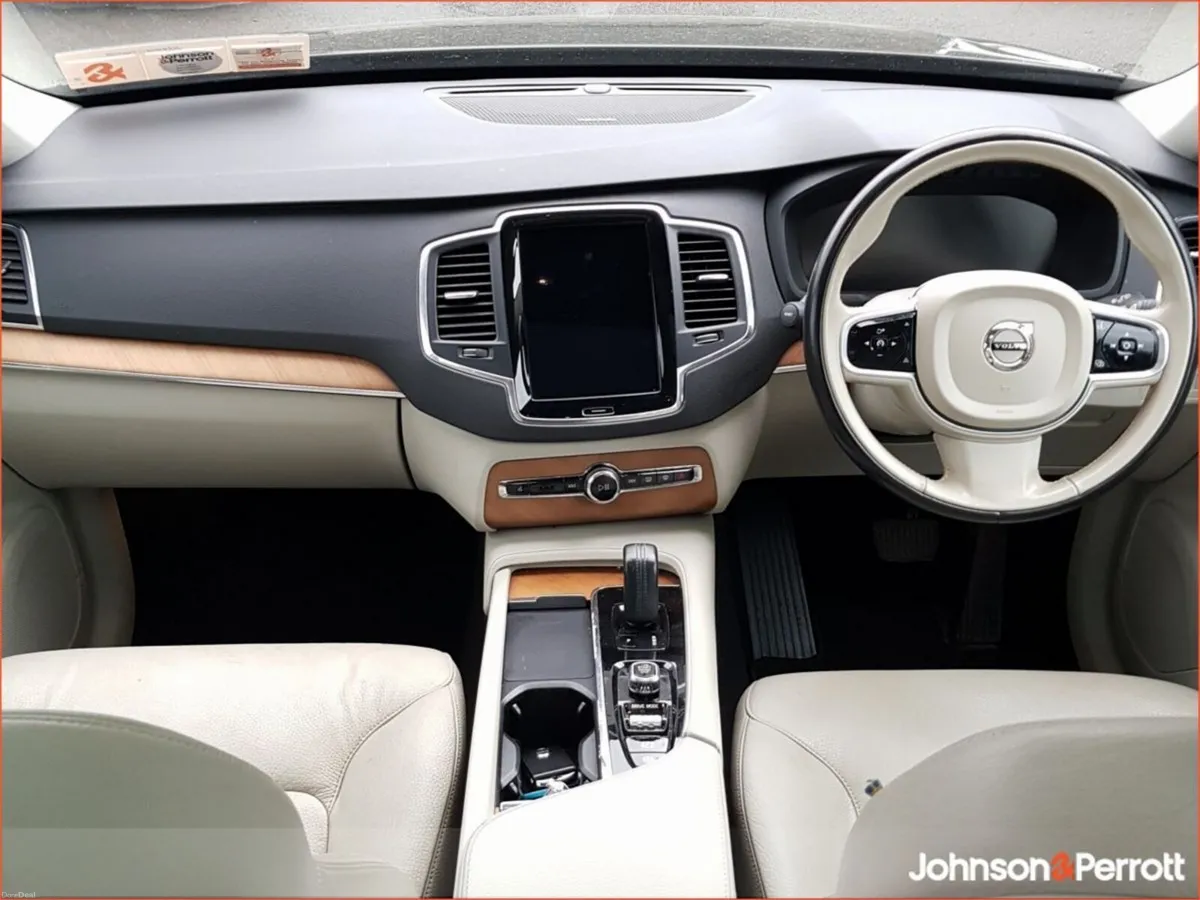 Volvo XC90 T8 390bhp AWD PHEV Inscription Expressi - Image 2