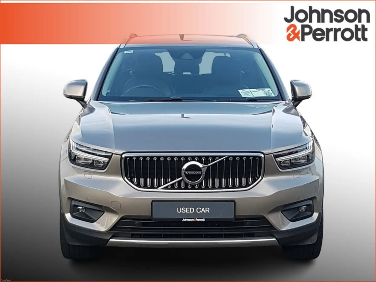 Volvo XC40 T3 163 bhp Inscription (Apple Carplay / - Image 4