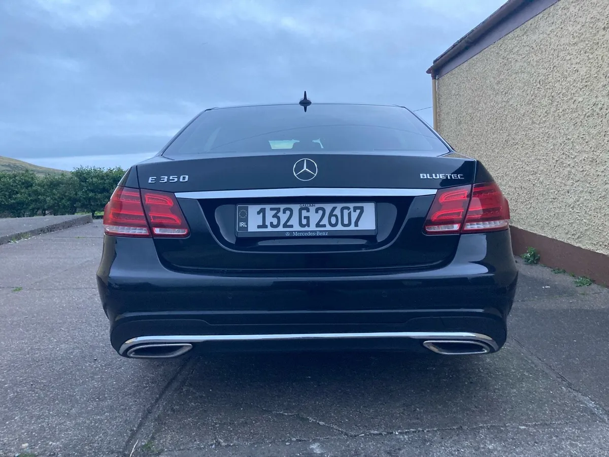 Mercedes e350 - Image 2