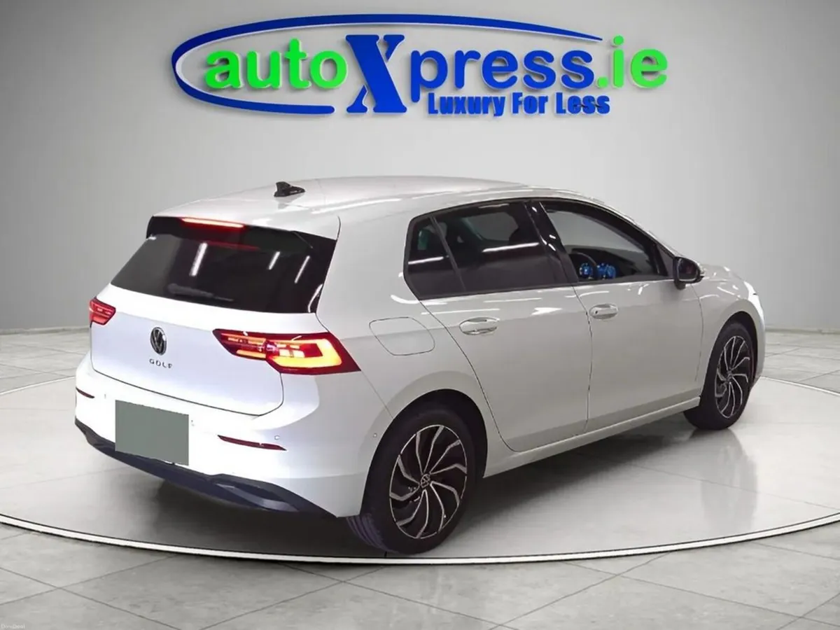 Volkswagen Golf TDI ACTIVE, Ultra Low mileage, Rev - Image 3