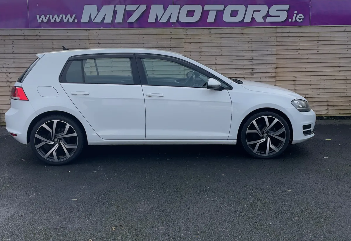 VW Golf 1.2TSI Auto - Image 2