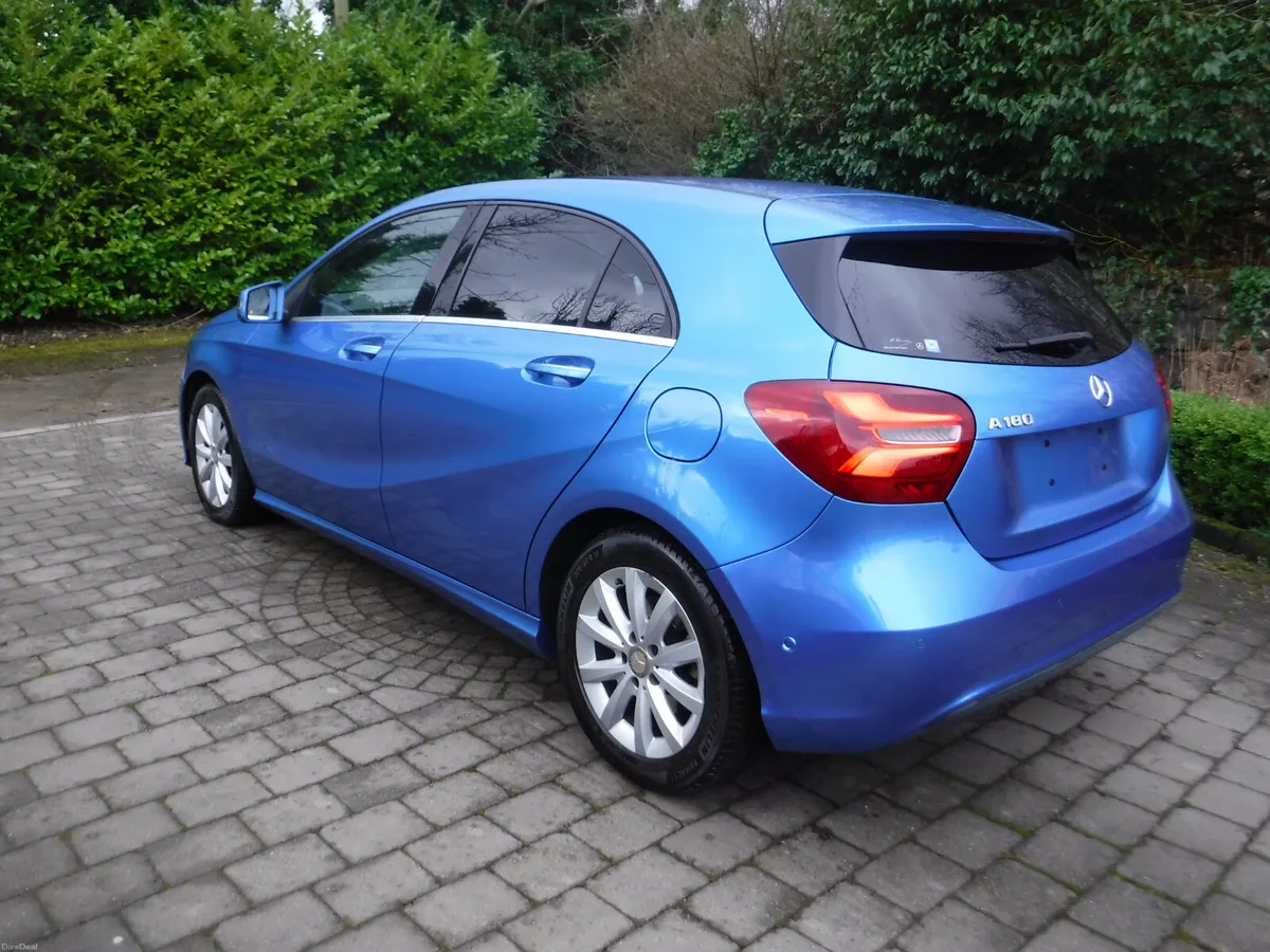 MERCEDES A180 1.6 AUTO LOW MILES HIGH SPEC - Image 4