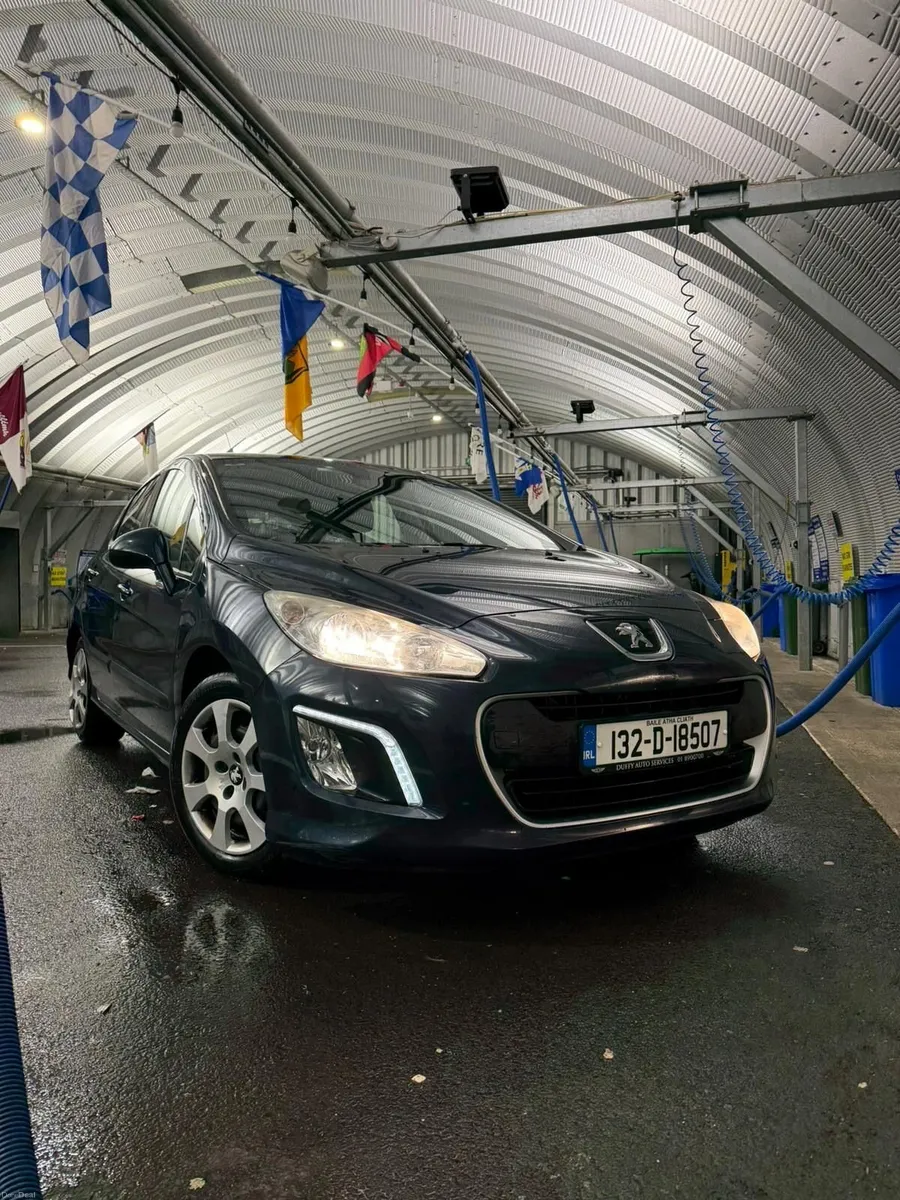 Peugeot 308 2013 - Image 1