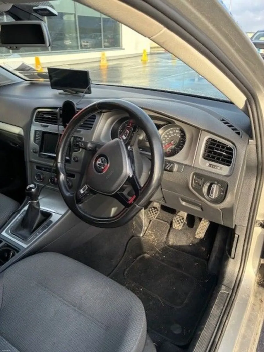 Volkswagen Golf 2014 - Image 3