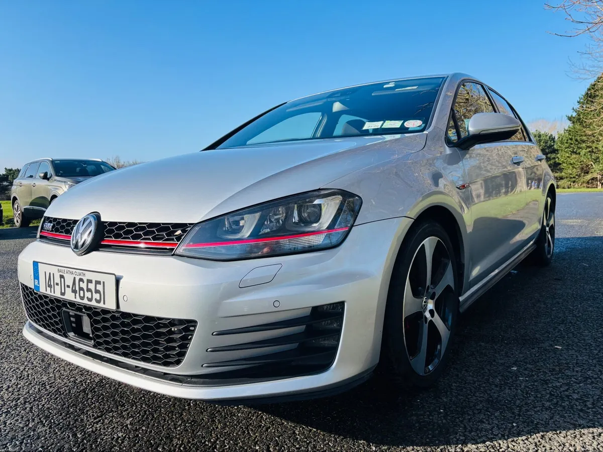 Volkswagen Golf GTI DCC - Image 3