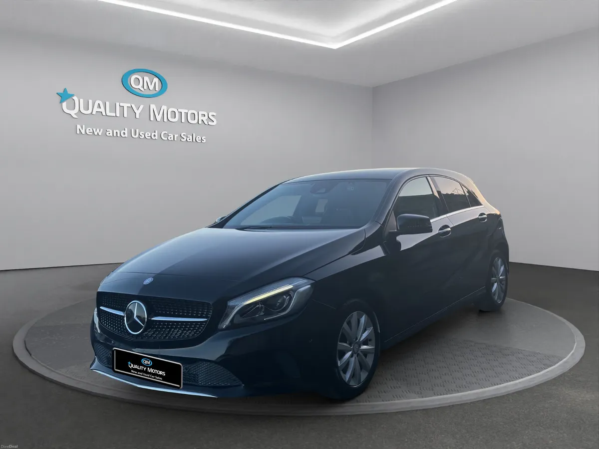 2017 MERC A180 (S16) - Image 3