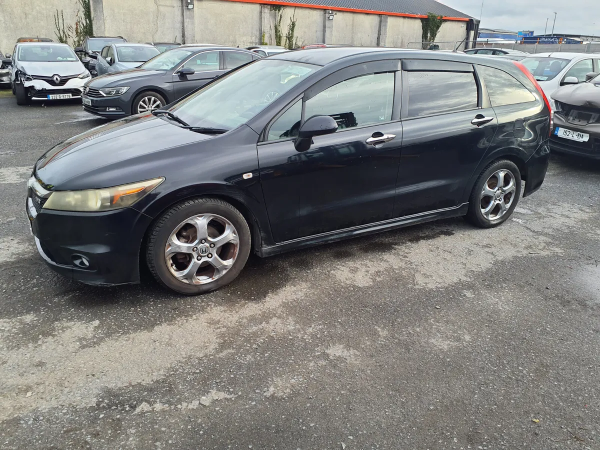 Honda stream RSZ 2008 Automatic - Image 3