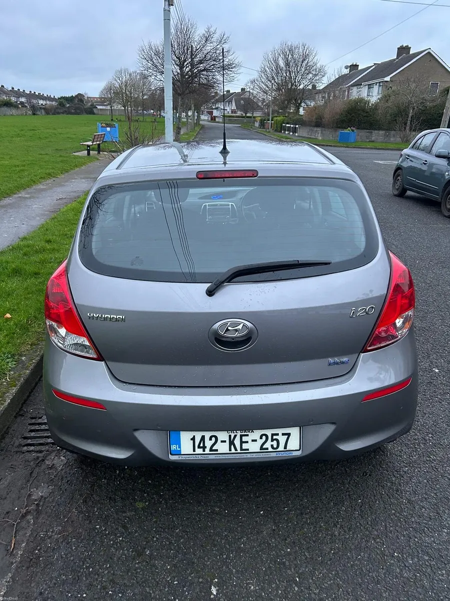 Hyundaii i20 2014 low milage 82 km - Image 3