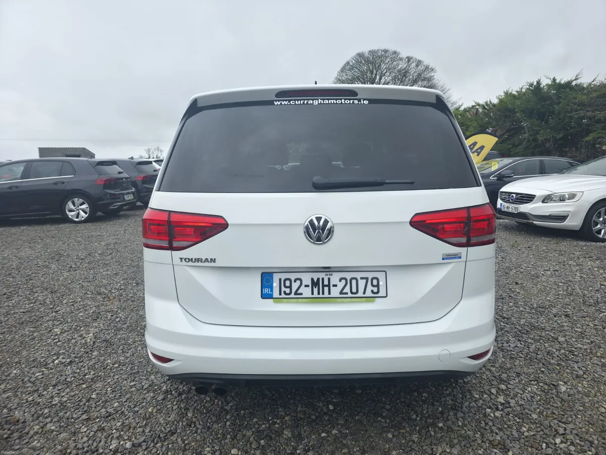 Volkswagen Touran 2019 - Image 4