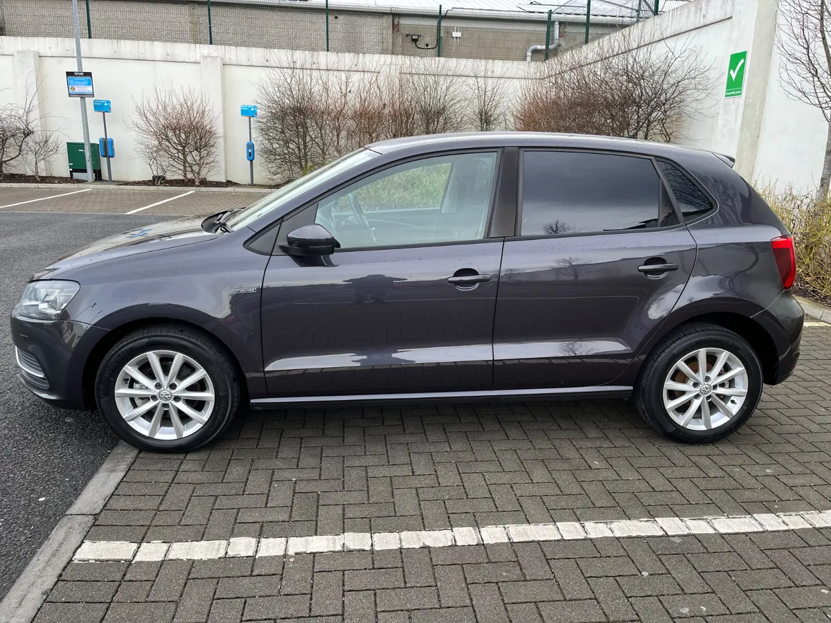 Volkswagen Polo 2015 1.2 lounge,5 door low mileage - Image 4