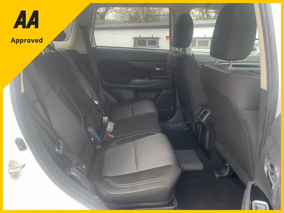 Mitsubishi Outlander VERVE PHEV CVT FREE DELIVERY - Image 2