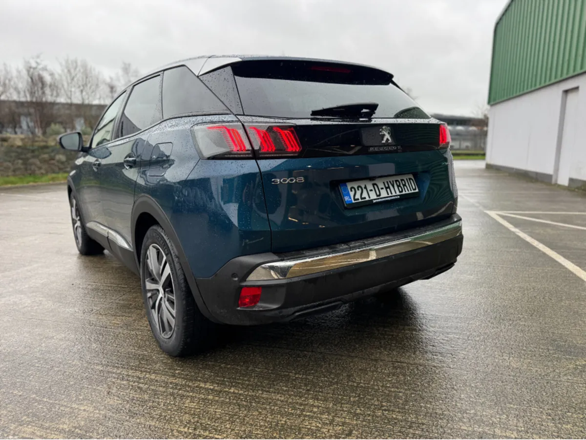 Peugeot 3008 ALLURE S/S PHEV AUTO - Image 3