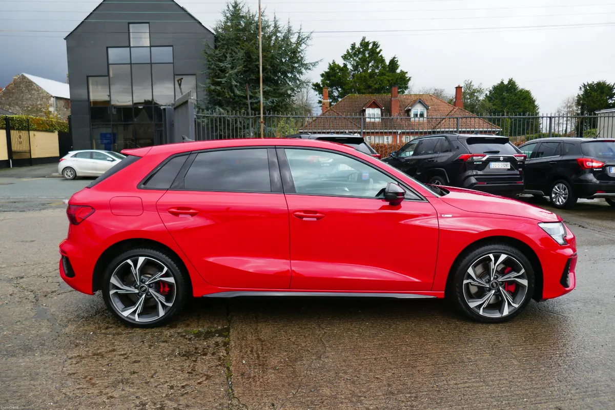 232, AUDI A3 PHEV 40 TFSI e 204HP S Tronic S Line - Image 3