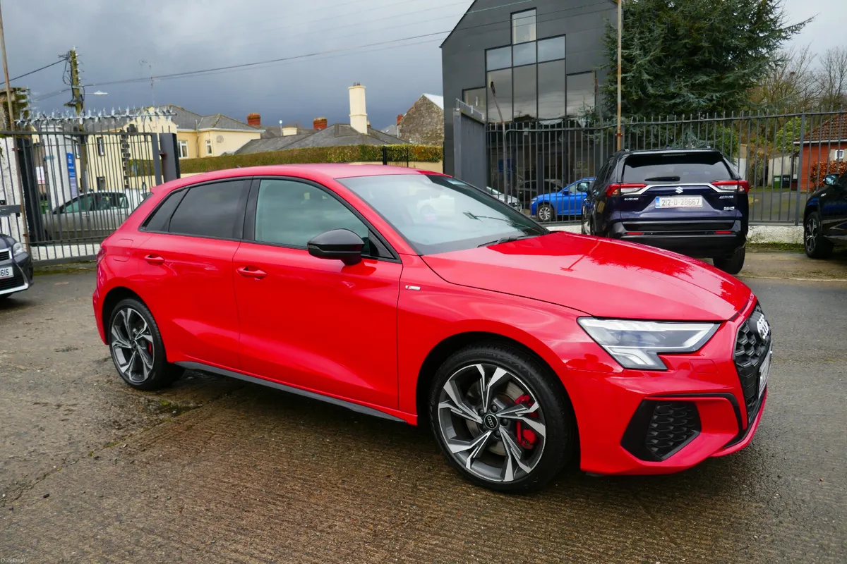 232, AUDI A3 PHEV 40 TFSI e 204HP S Tronic S Line - Image 2