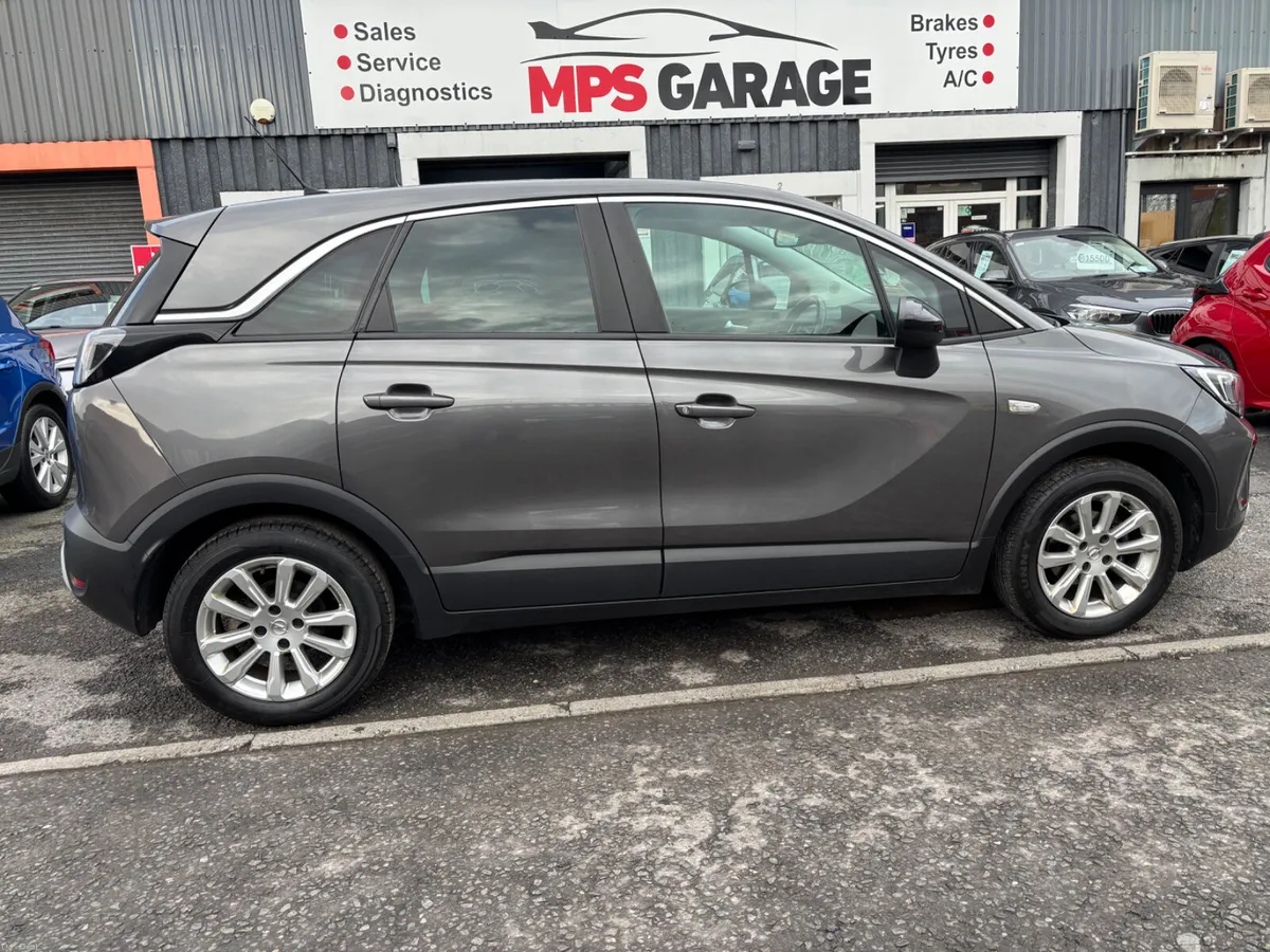 2022 Opel Crossland X ELITE 1.2 (PS) 5 Speed - Image 1