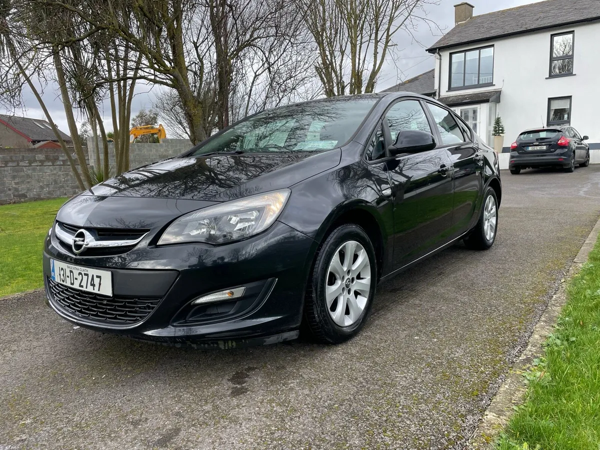 Opel Astra 1.4 petrol Nct & tax,low KLM’s - Image 2