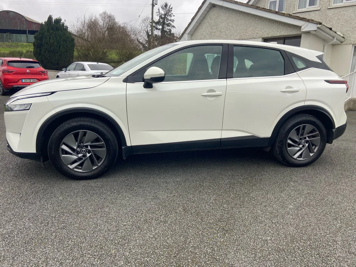 Nissan Qashqai 1.3 petrol - Image 3