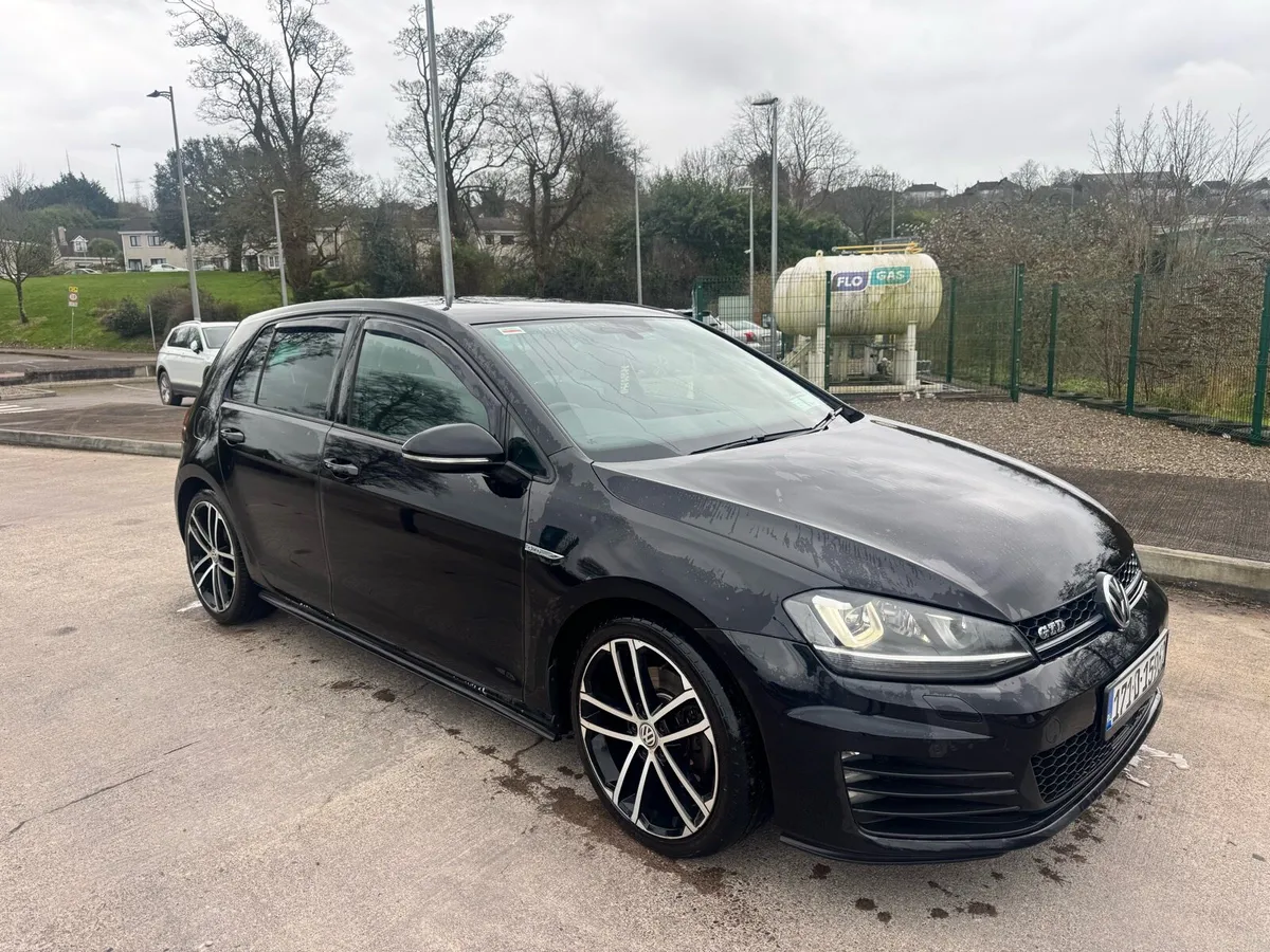 Volkswagen Golf GTD 2017 ** LOW MILEAGE - Image 1
