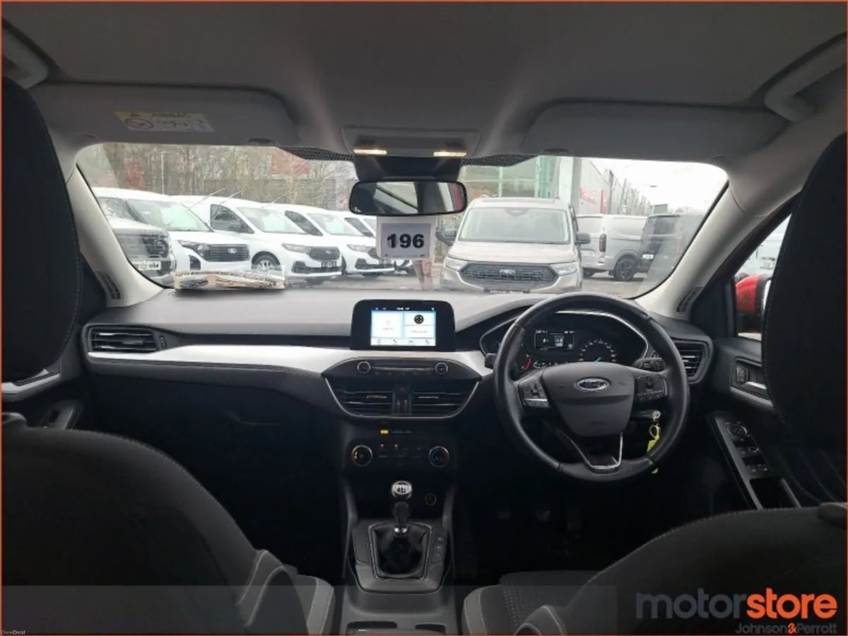 Ford Focus 1.5 TDCi 120PS Zetec - Image 4