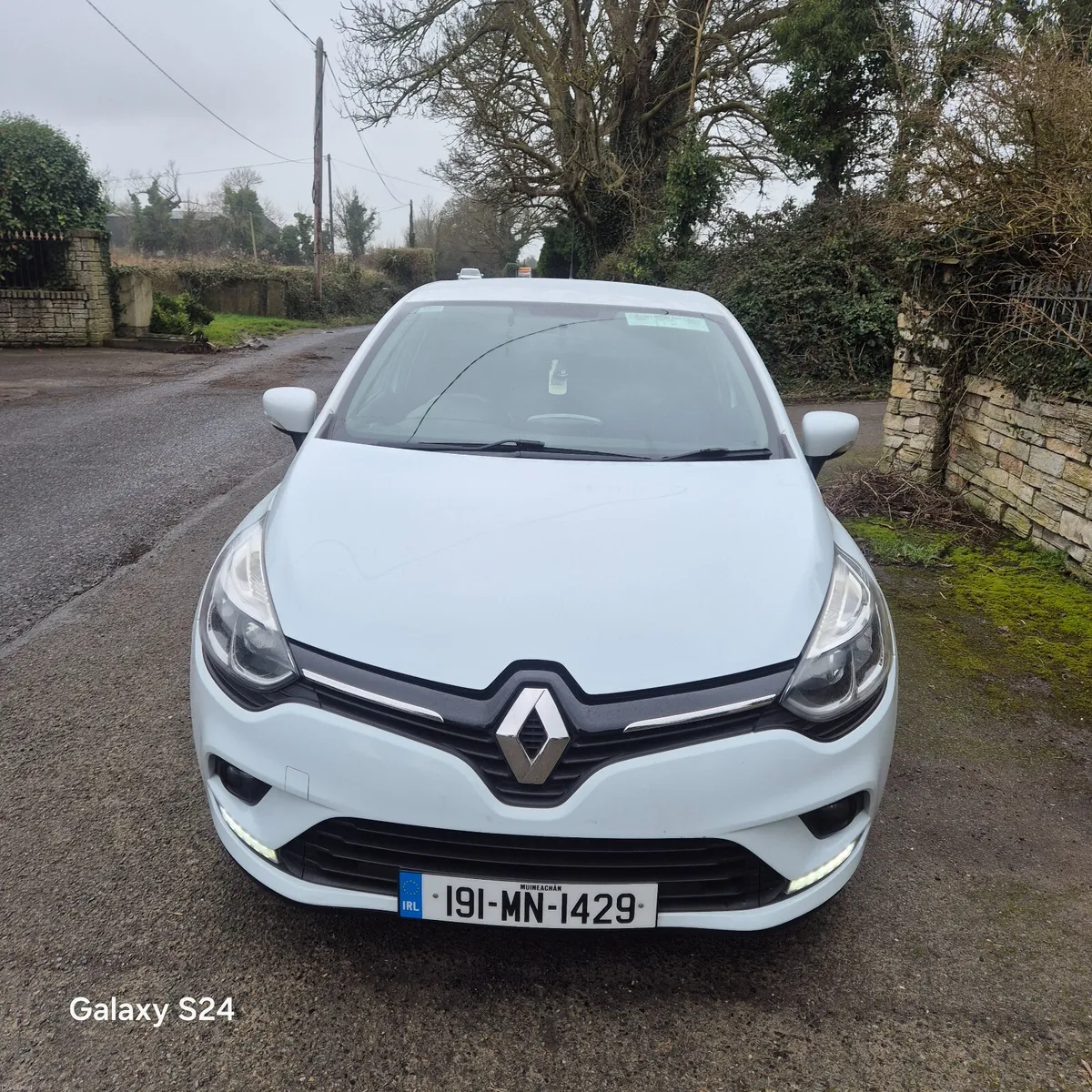 Renault Clio 2019 - Image 2
