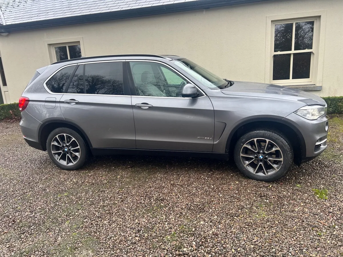 BMW X5 2017  NEW ENGINE - Image 1