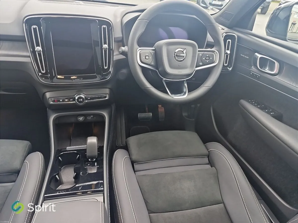 Volvo XC40 Fully Electric, Single Motor, 231hp, Ul - Image 4