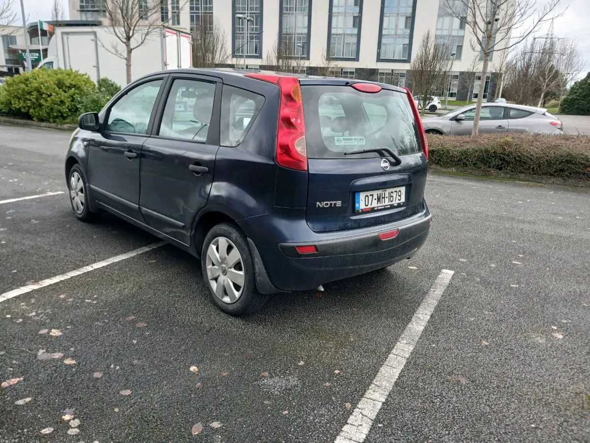 Nissan Note 1.6 Petrol Automatic 5 Dr Hatchback - Image 3