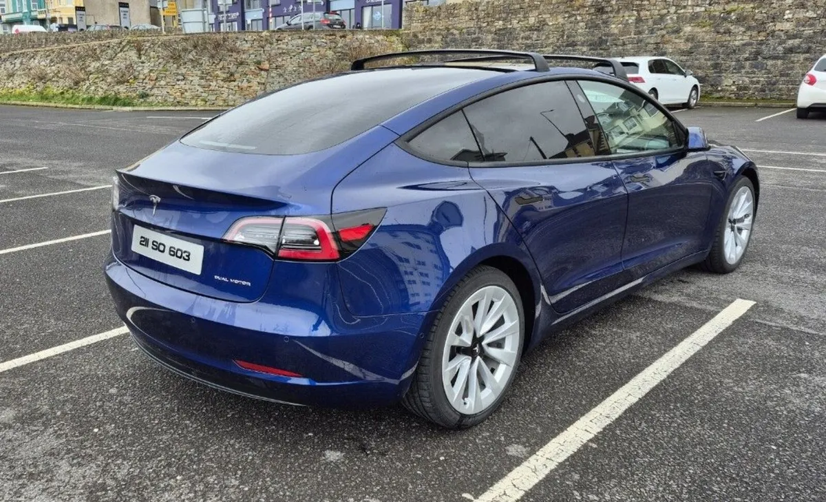 AWD LONG RANGE Tesla Model 3 2021 - Image 3