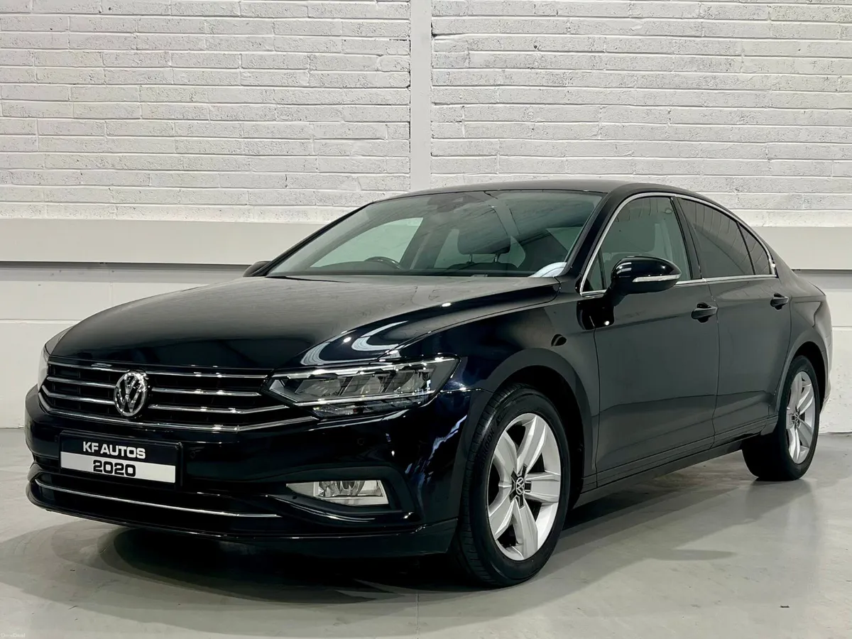 Volkswagen Passat SE 1.6TDI 120bhp 4dr DSG S-Auto - Image 1