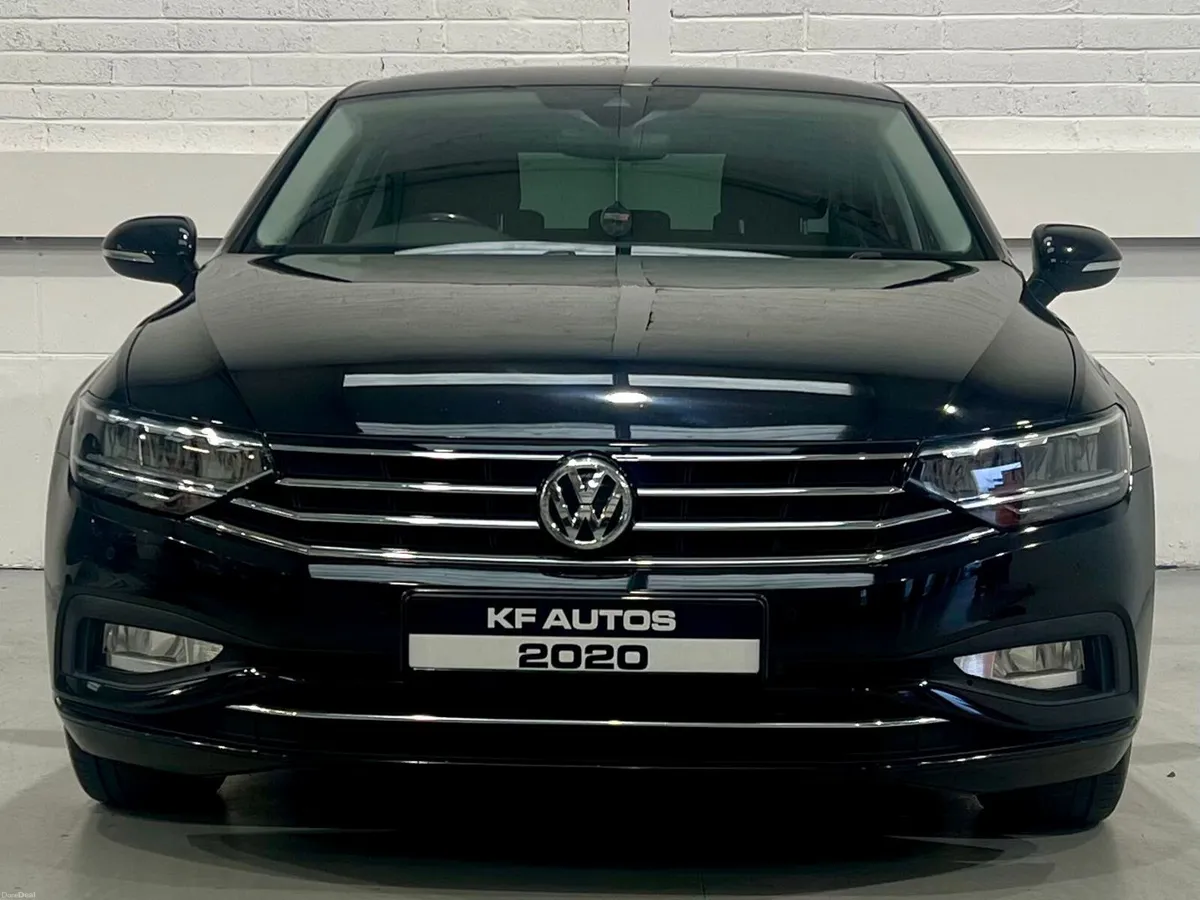 Volkswagen Passat SE 1.6TDI 120bhp 4dr DSG S-Auto - Image 2