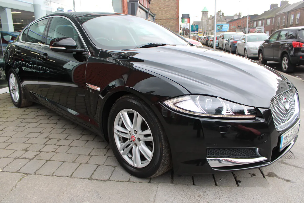 Jaguar XF 2.2 AUTOMATIC 2013 - Image 2