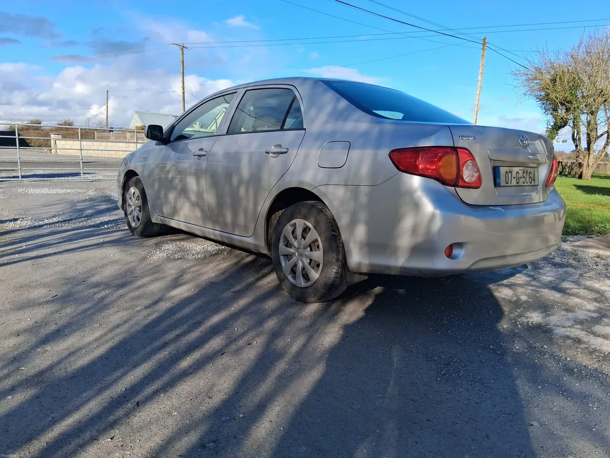 Toyota Corolla - Image 2