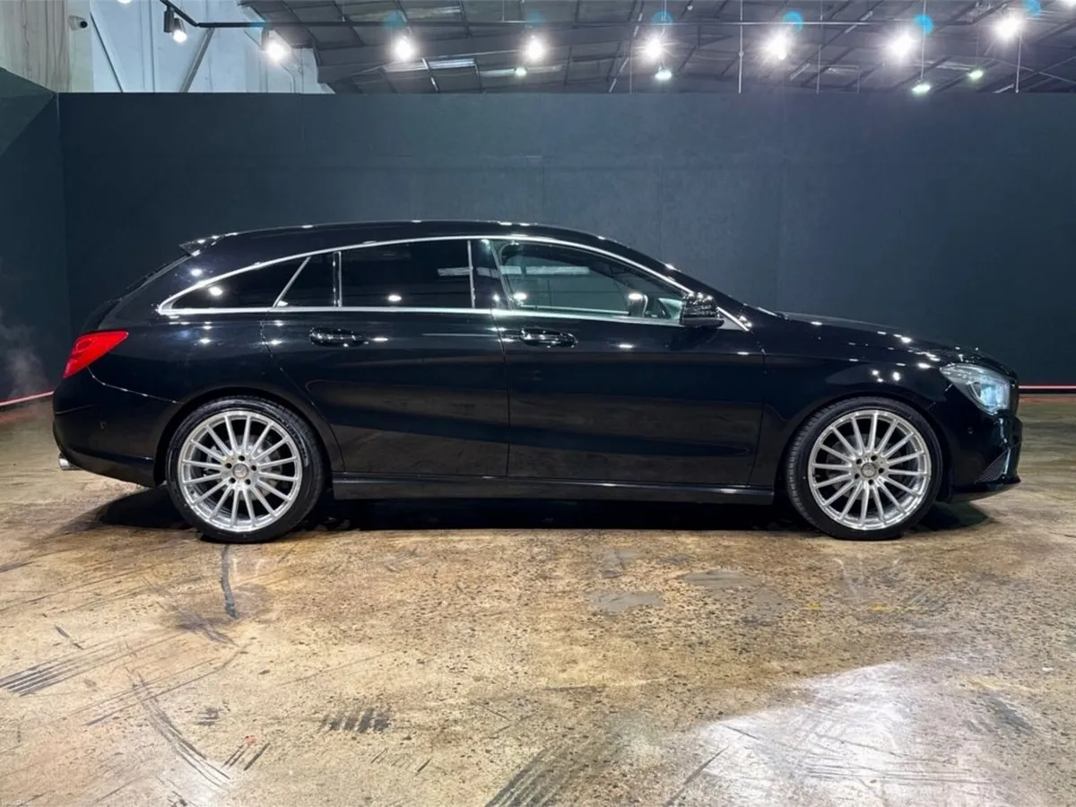 Mercedes-Benz CLA 1.6L AUTOMATIC - REVERSE CAMERA - Image 3