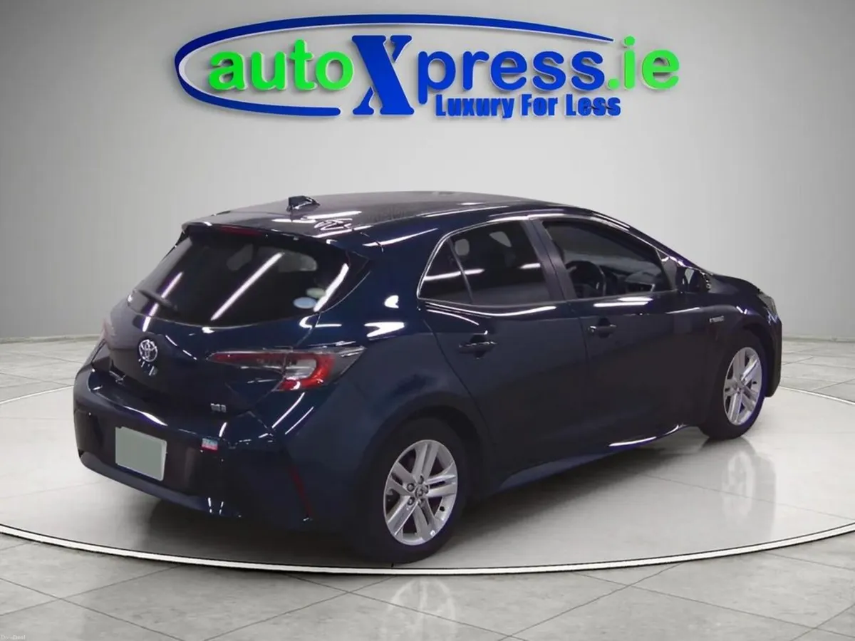 Toyota Corolla SPORT HYBRID G, Automatic - Image 3