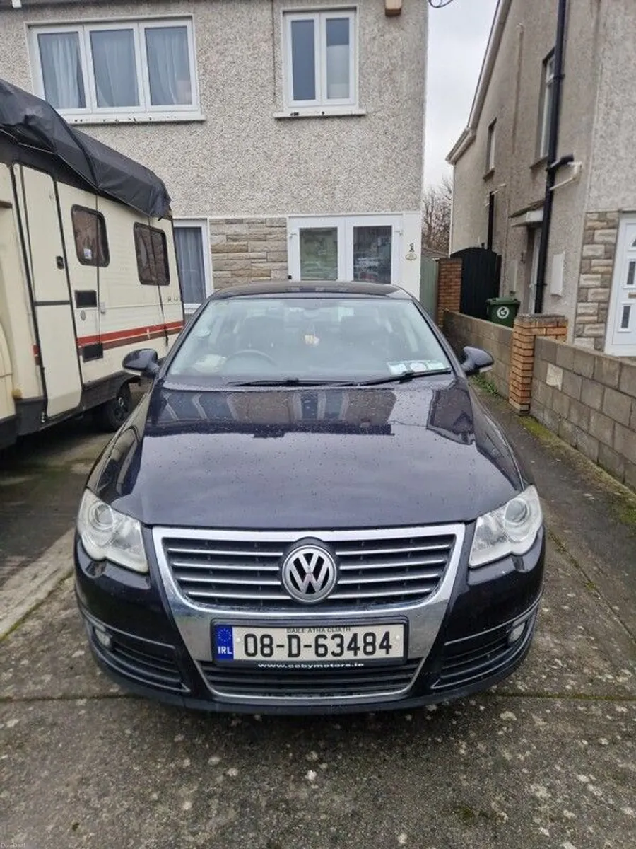 2008 Volkswagen Passat - Image 1