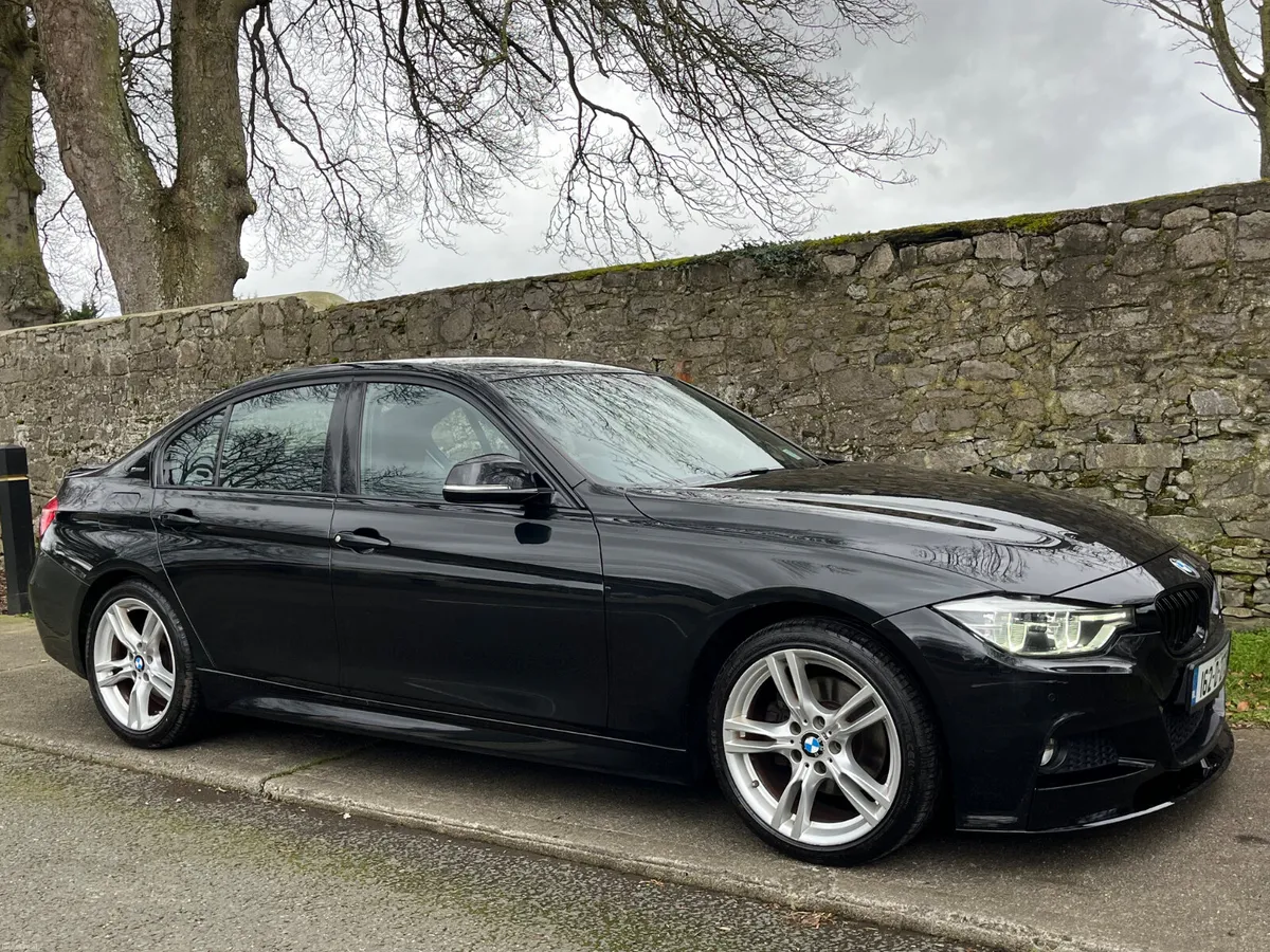 BMW 330e M-SPORT - Image 1