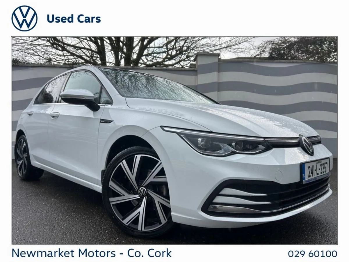 Volkswagen Golf 2.0TDI STYLE DSG SUNROOF AUTOMATIC - Image 1