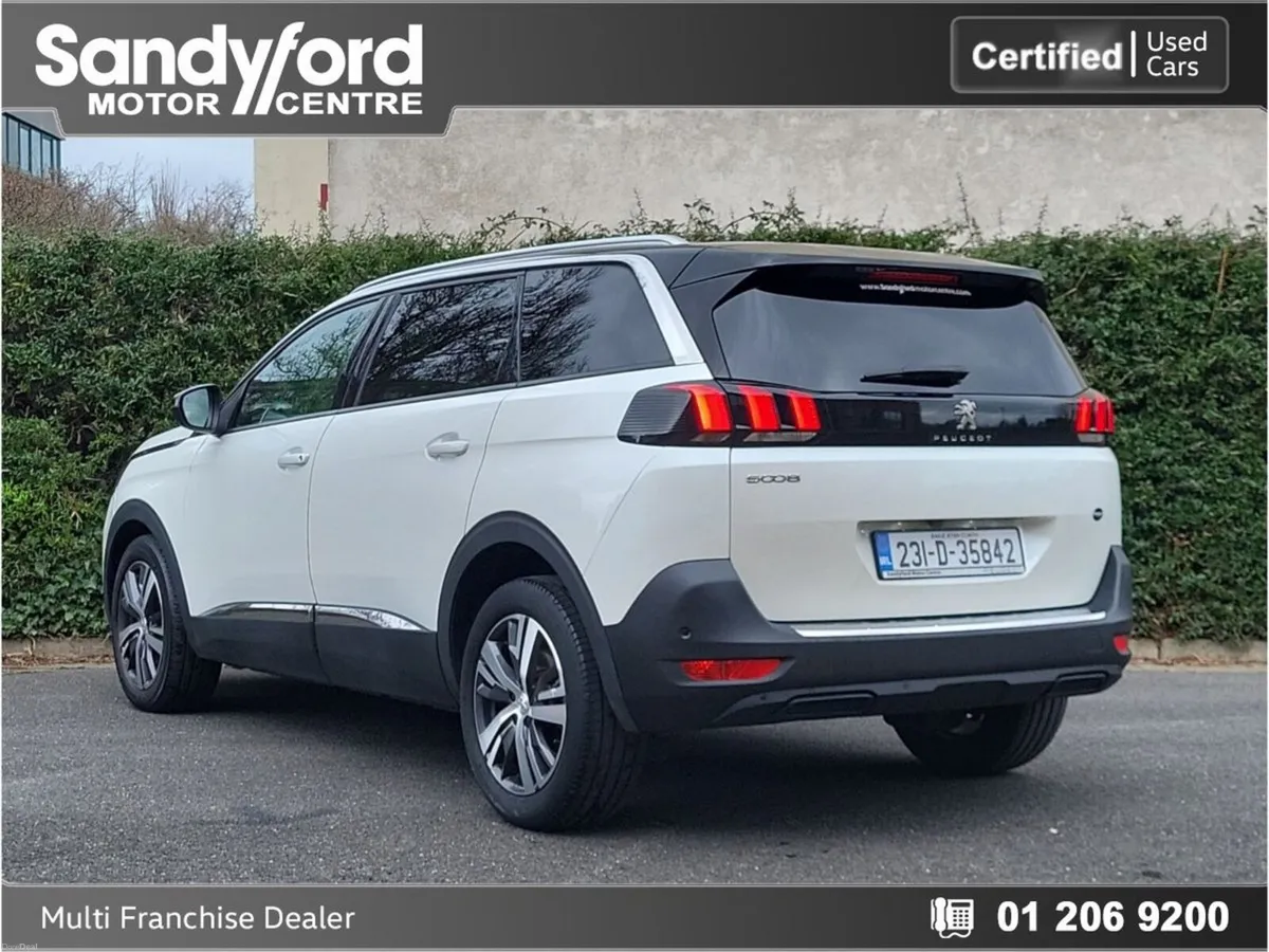 Peugeot 5008 1.5 HDi  AUTO ALLURE 130bhp**F.S.H.** - Image 4