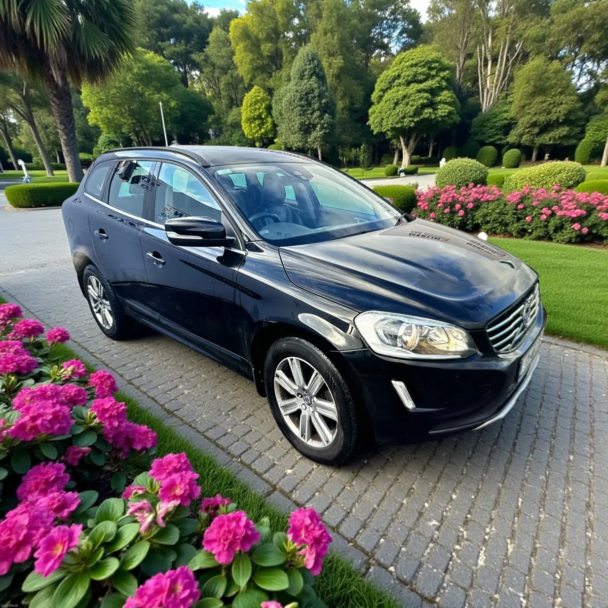 2017 Volvo XC60 D4 2.0 (190hp) FWD SE - Image 3