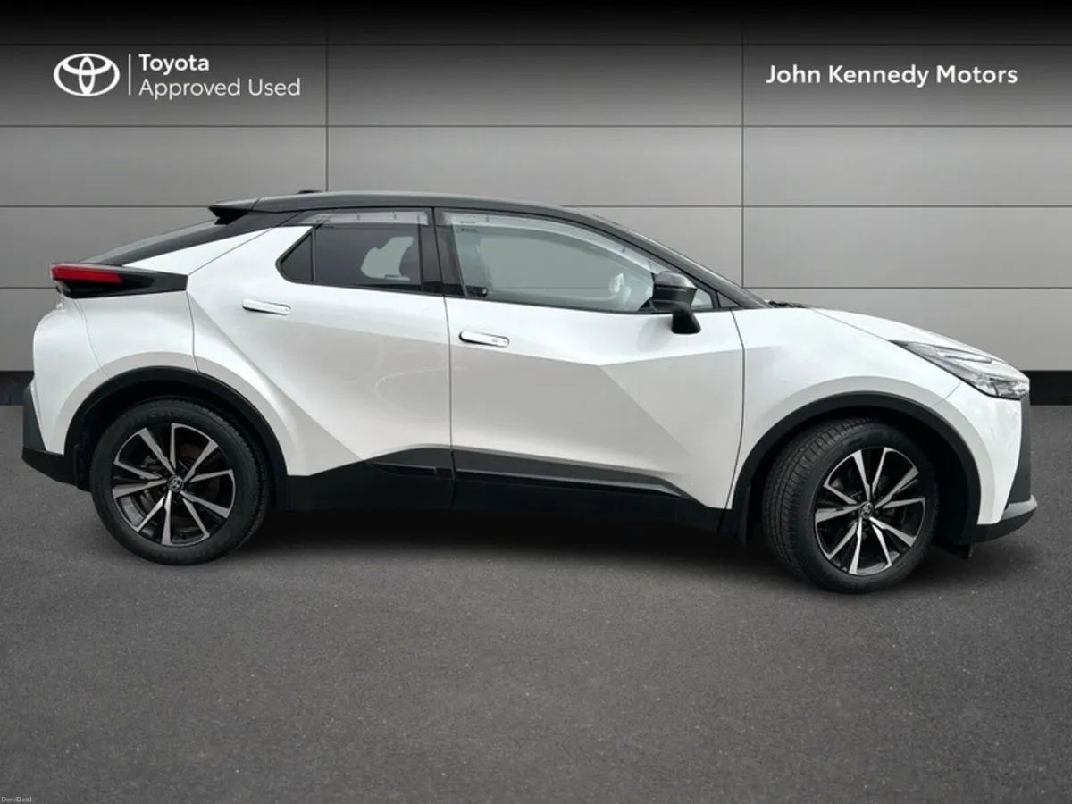 Toyota C-HR HYBRID SPORT+ - Image 3