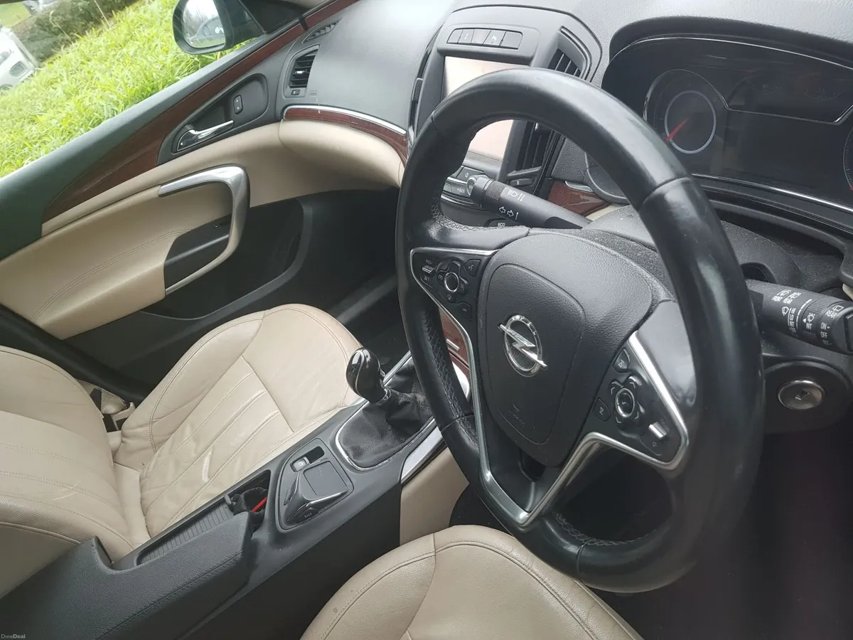 Opel Insignia 2015 Country Tourer 170PS 5DR - Image 3