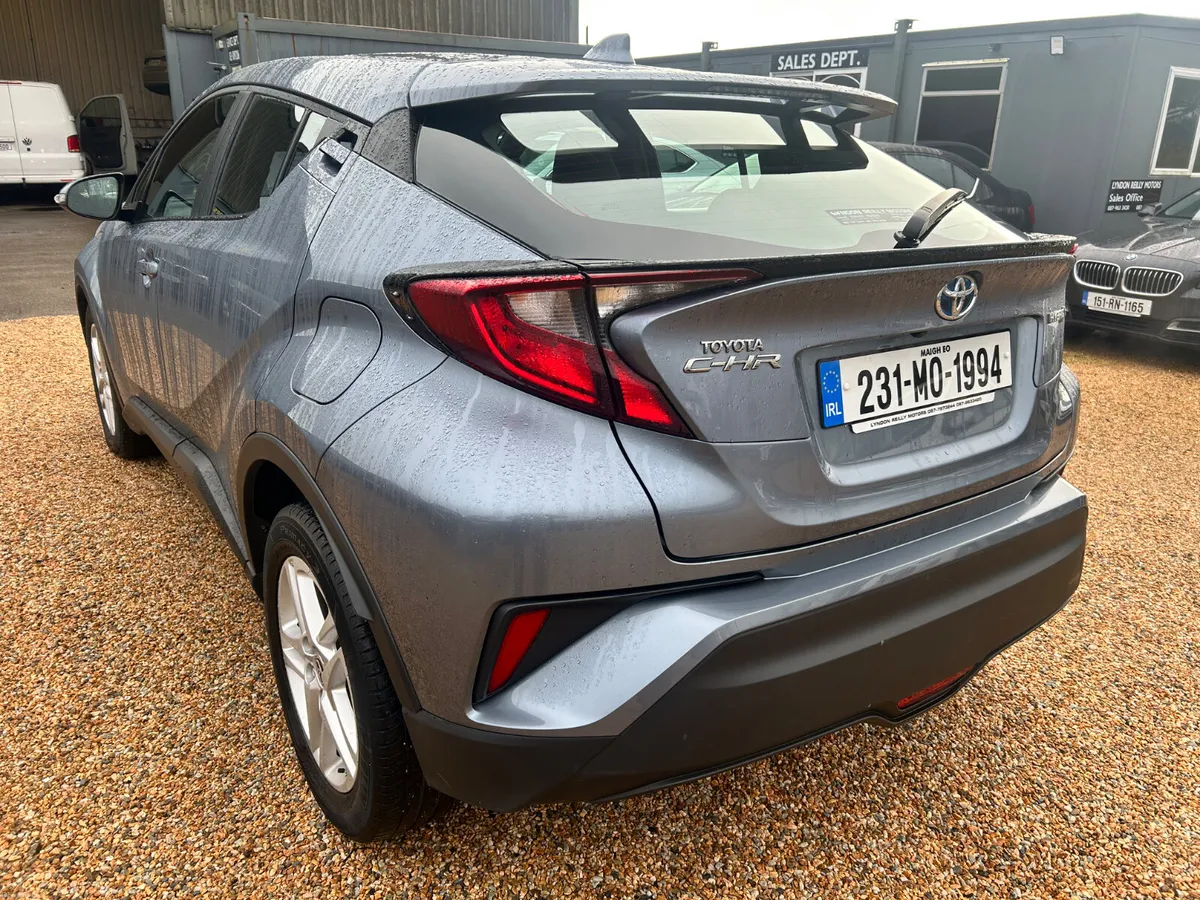 Toyota C-HR - Image 4