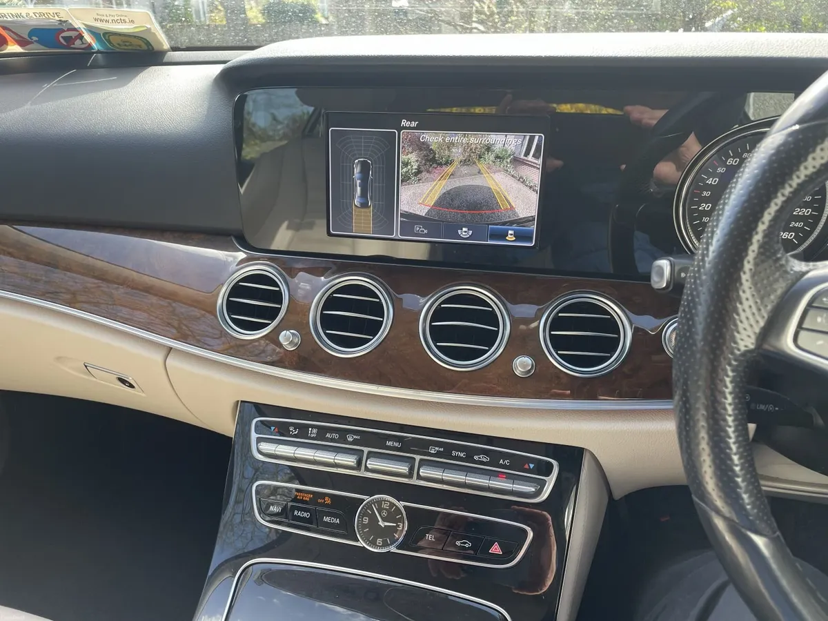 Mercedes-Benz E-Class 2017 - Image 3