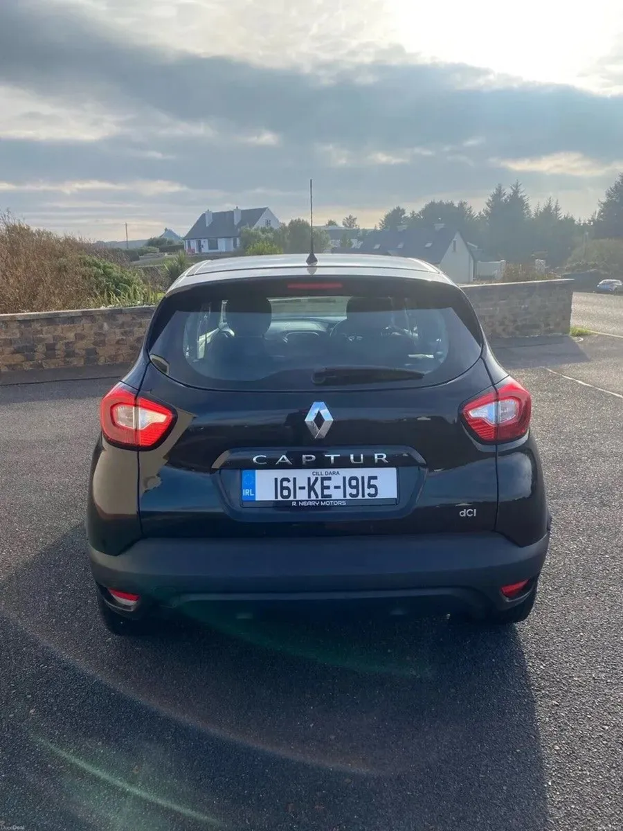 Renault Captur 2016 - Clean - Diesel - Image 3